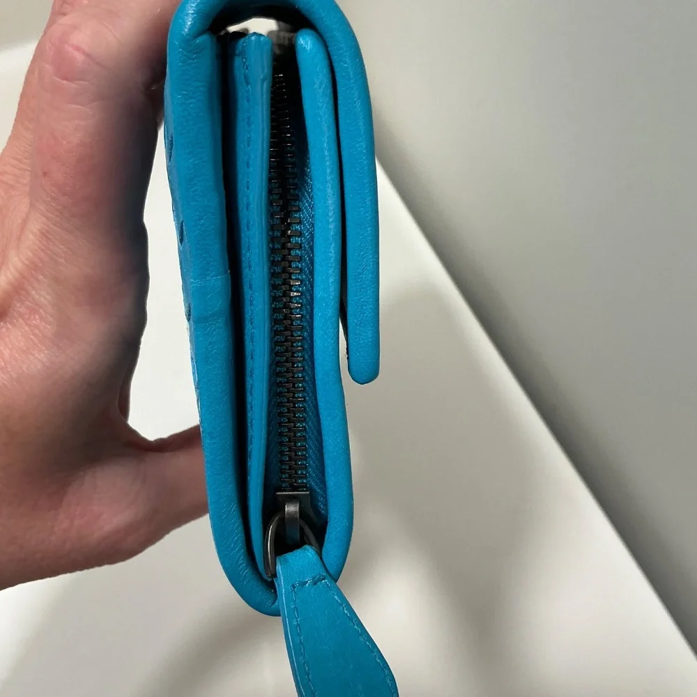 Bottega Veneta Intrecciato aqua and snakeskin wallet - Picture 3 of 9